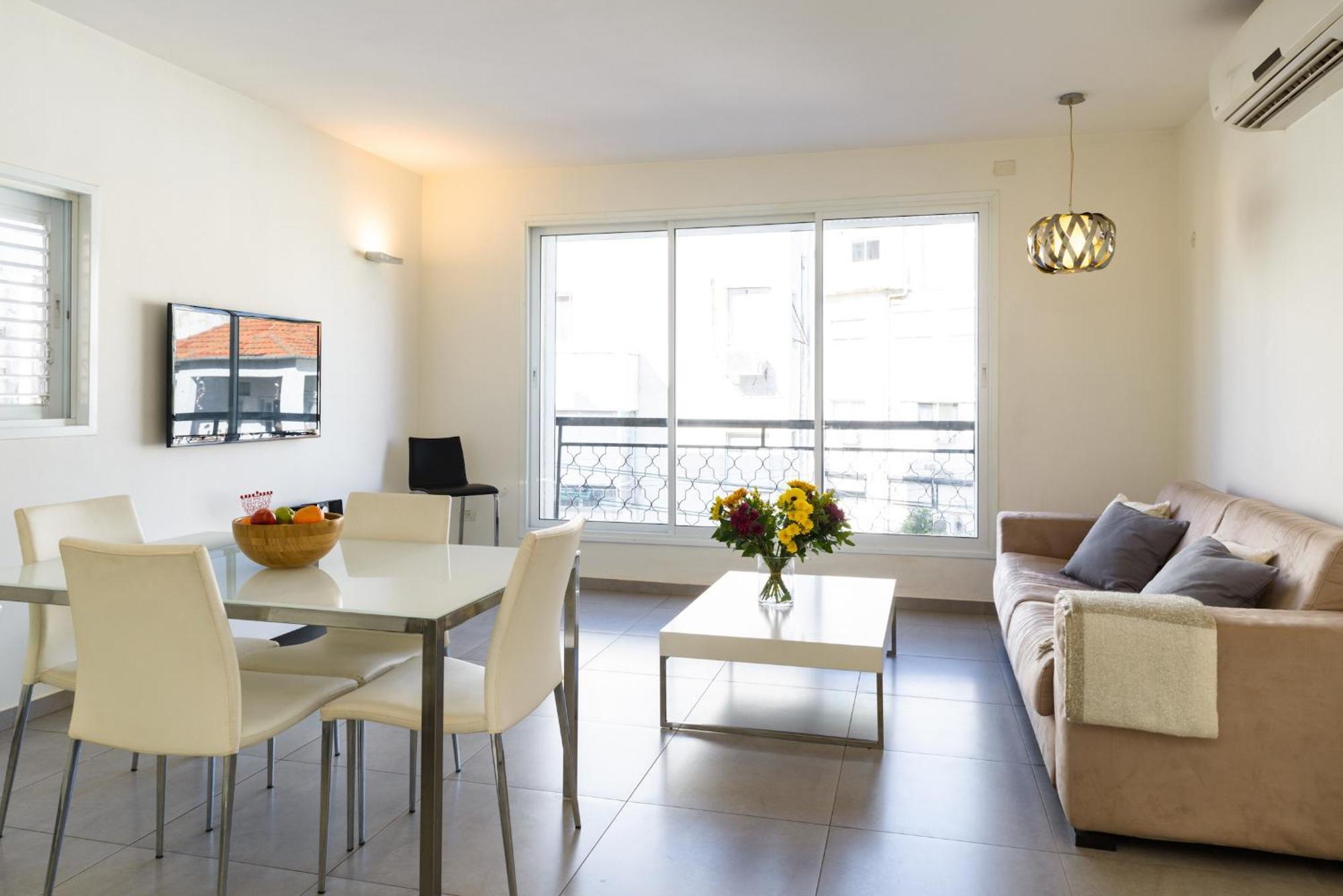 Full Comfort 1br Near Frishman By Feelhome Apartment