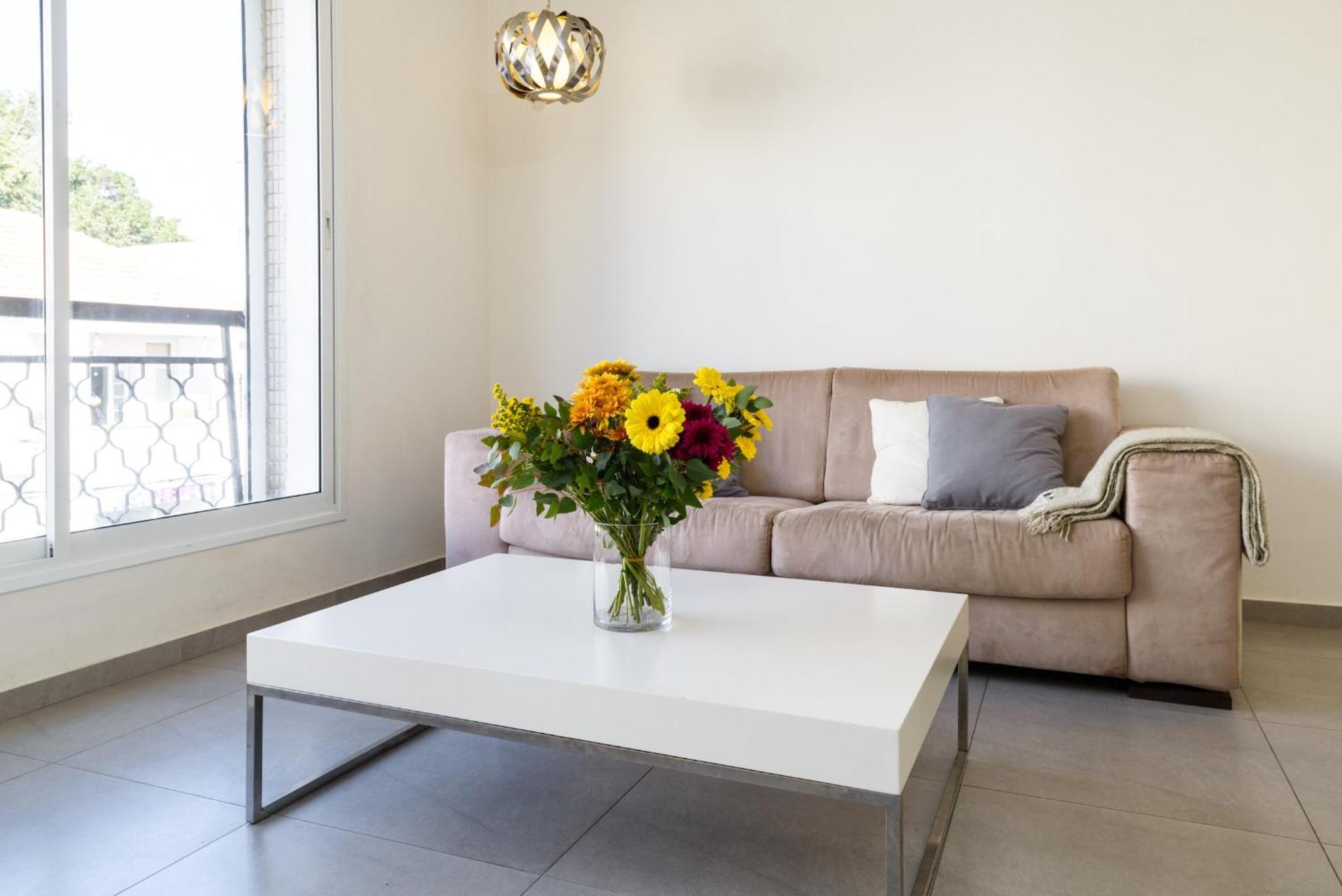 Full Comfort 1br Near Frishman By Feelhome *